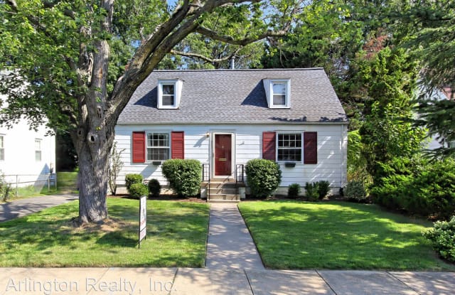 923 18th Street South - 923 18th St S, Arlington, VA 22202