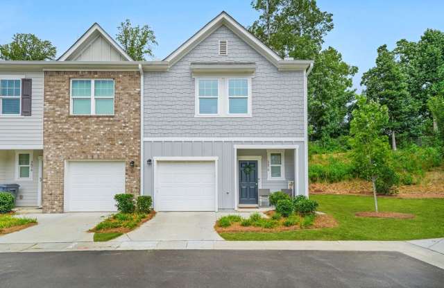 Corner Unit 3BR Townhome Near Airport | Gated + Pool Access photos photos