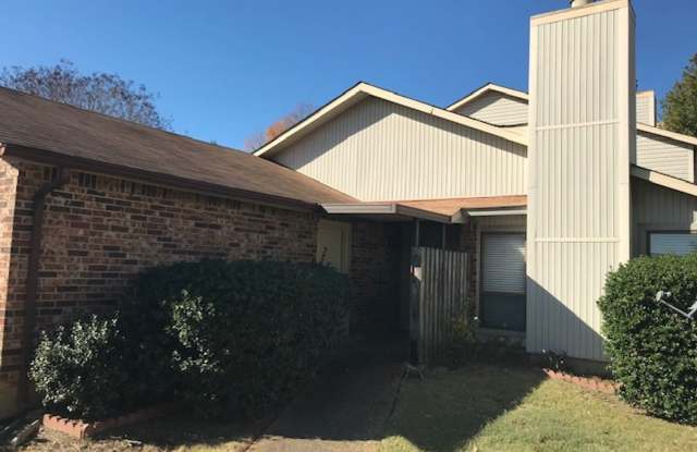 35 Hampshire Cir - 35 Hampshire Circle, Little Rock, AR 72212