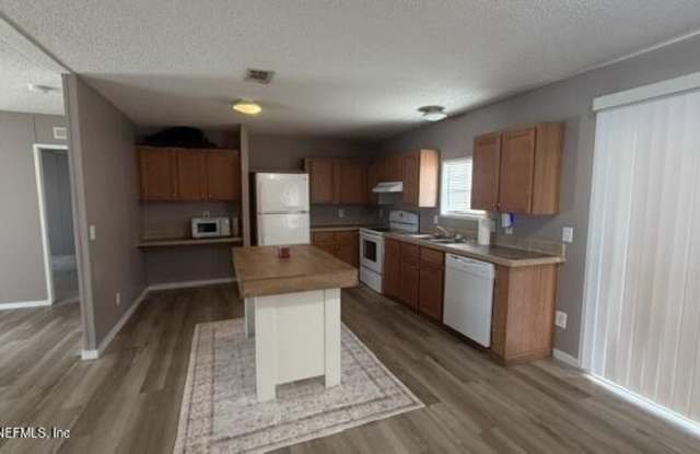 5861 PRINGLE Road Gallery 3