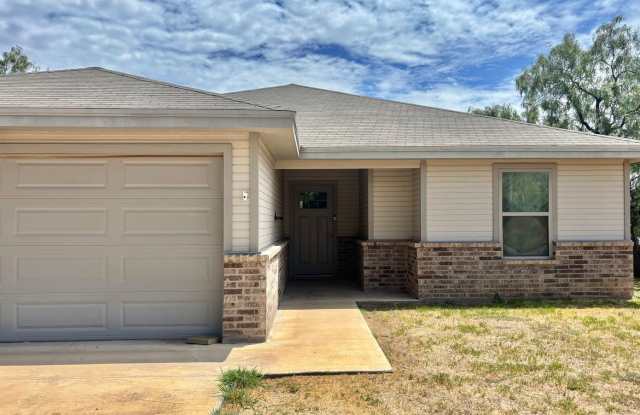 COMING SOON!! 3 Bedroom Home!! photos photos