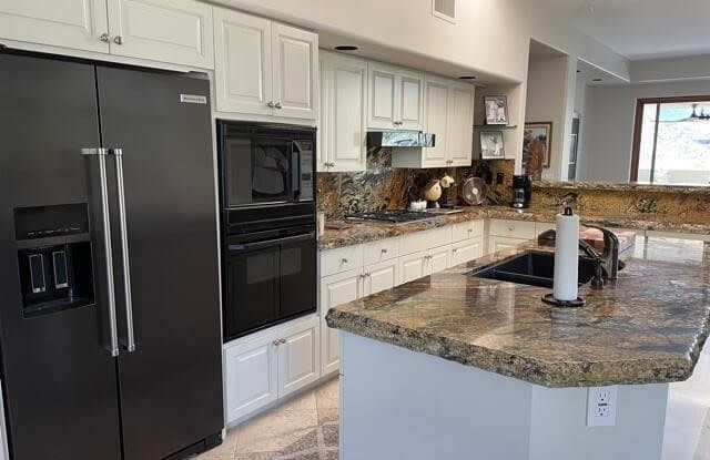 9915 E GRAYTHORN Drive Gallery 2