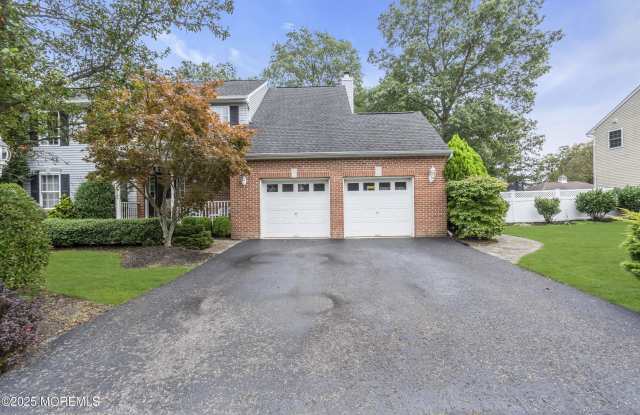 41 Carrie Drive - 41 Carrie Drive, Monmouth County, NJ 07731