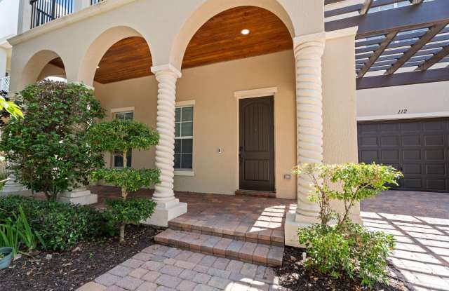 112 Tulip Tree Court Gallery 2