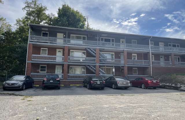 802 Bryan Ave - 802 Bryan Avenue, Danville, IL 61832