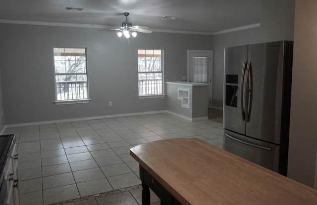 111 Rolling Hills Dr Gallery 4