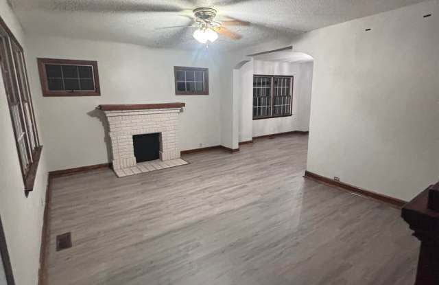 2121 Norwood Boulevard photos photos