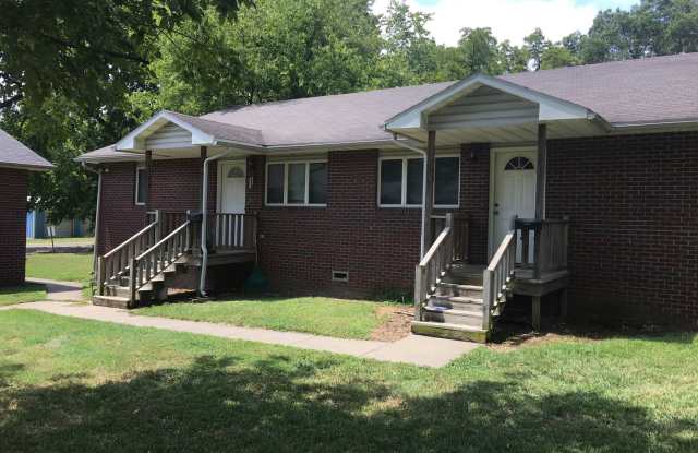 516 E. Monroe Duplex Gallery 1