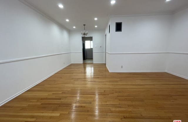 1435 N Poinsettia PL - 1435 North Poinsettia Place, Los Angeles, CA 90046