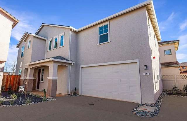Sonata 4 Bedroom + Bonus Room/Office! New Construction...Must see! photos photos