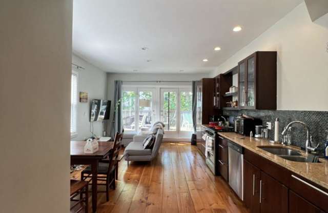861 East Broadway photos photos
