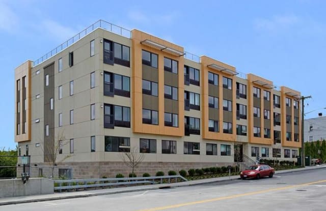 68 LAKE ST. - 68 Lake St, White Plains, NY 10601