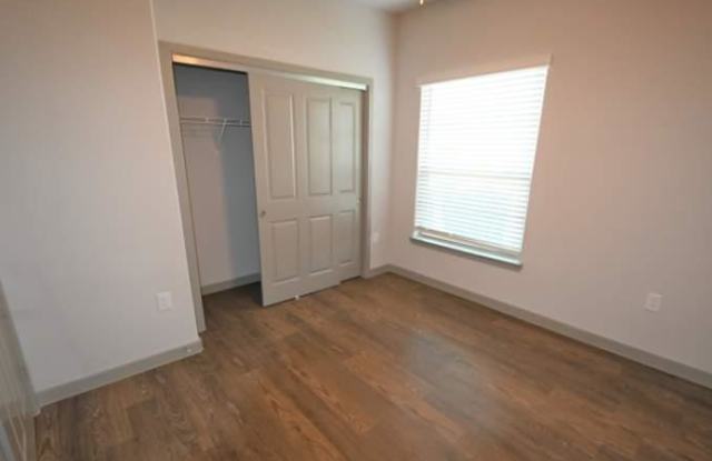 1258 Mira Vista Gallery 3