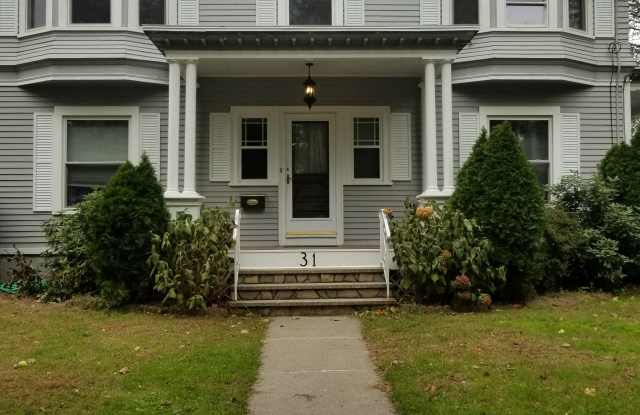 31 Highland Avenue - 31 Highland Avenue, Westfield, MA 01085