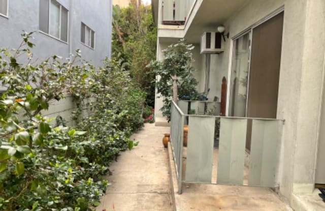 1459 Rexford Drive 1 - 1459 Rexford Drive, Los Angeles, CA 90035