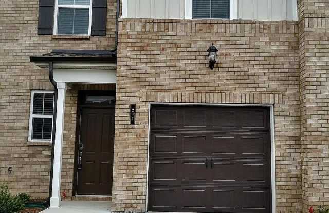 271 Netherlands Boulevard - 1 photos photos