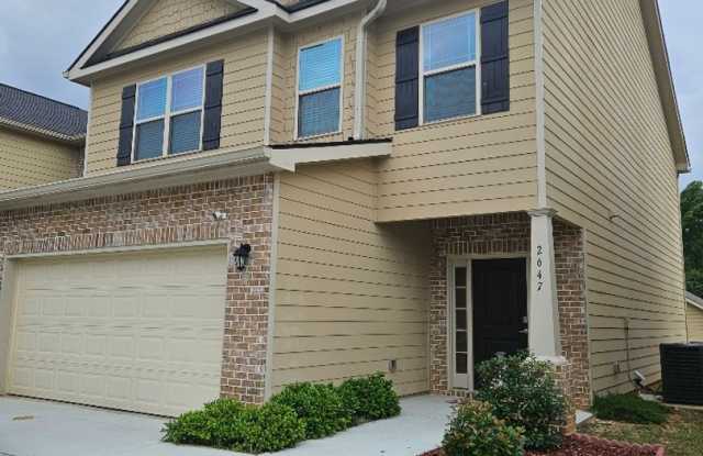 Charming 4 Bedroom Home in Hampton, GA – Available August 1st! photos photos
