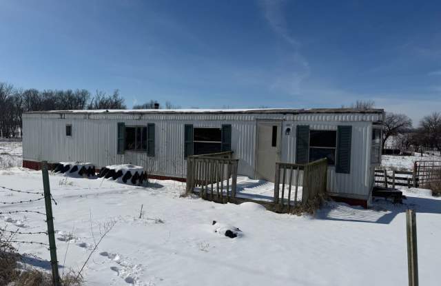 Cozy 2-Bedroom Home with Country Living – Diamond, MO photos photos