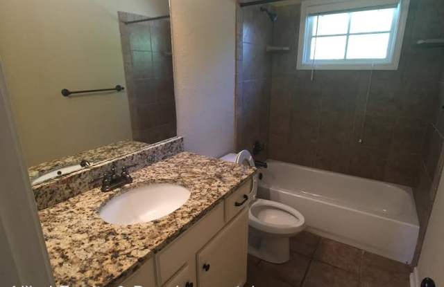 48 Sherwood Drive Apartment 1-A Gallery 3