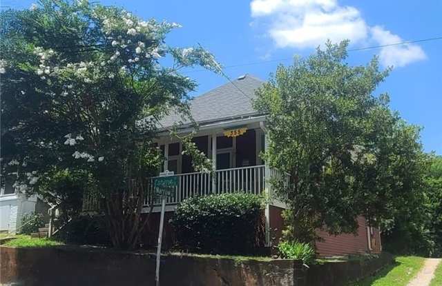 357 Cameron Street SE Gallery 1