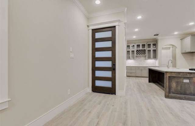 6535 Castlebay Dr Gallery 3