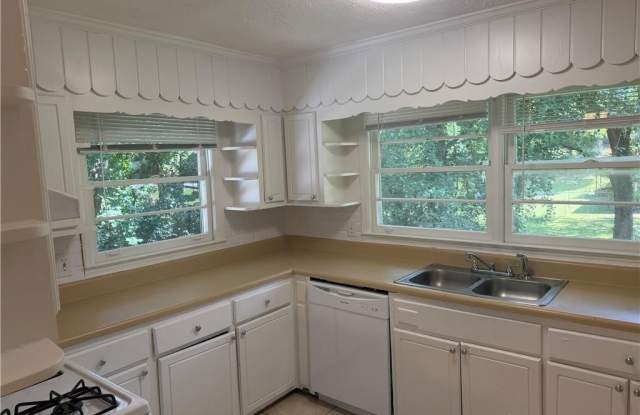 1936 Fort Valley Drive SW Gallery 3