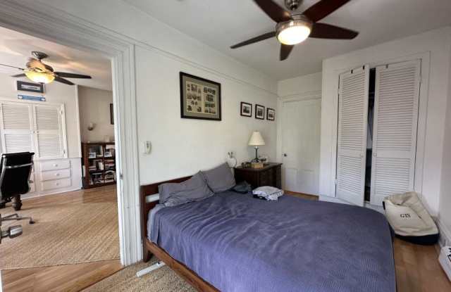 258 Commonwealth Ave. Gallery 4