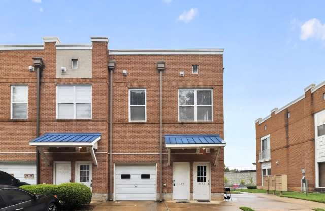 Lovely One Bedroom Loft in NoDa! Gallery 1