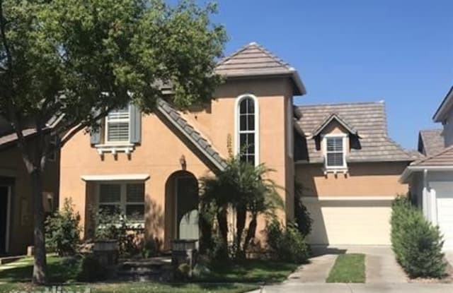 983 Matthews Lane - 983 Matthews Lane, Brea, CA 92821