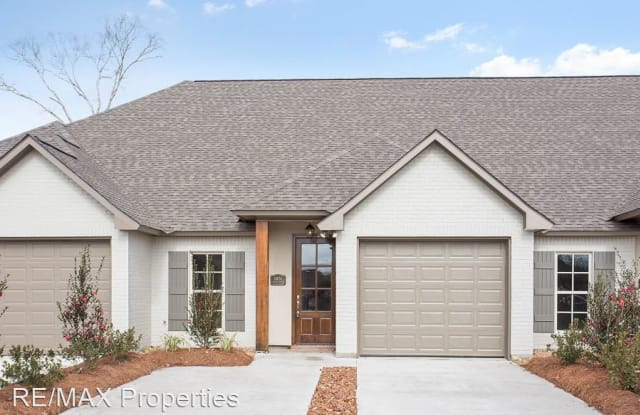 38044 Natchez Court lot #5 - 38044 Natchez Ct, Prairieville, LA 70769