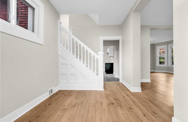 1547 Clairtonica Street - 1 Gallery 2