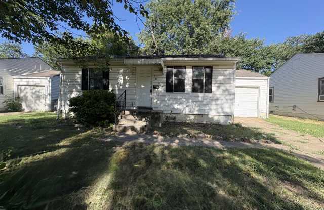 1044 North Oswego Avenue photos photos