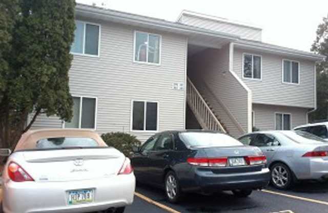 2 Bedroom Condo on the West Side of Iowa City photos photos