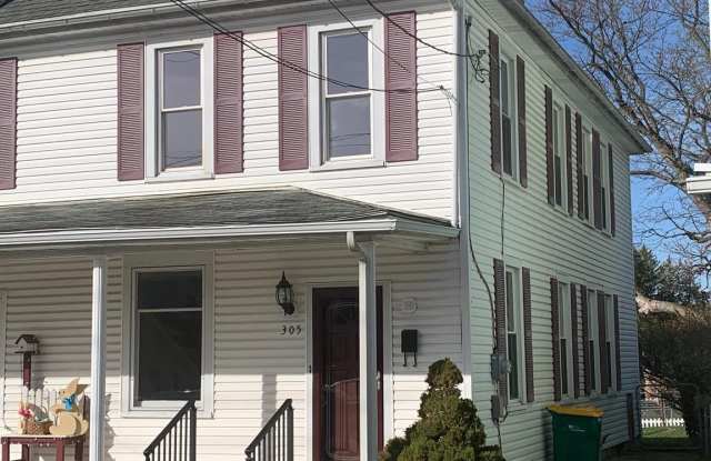 305 W NORTH STREET photos photos