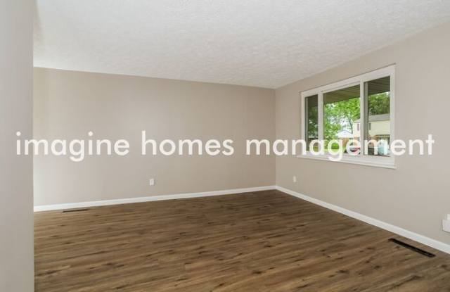 11927 Algiers Drive Gallery 4