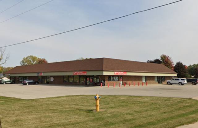 1077 Racine Road Gallery 1