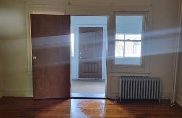 4923 N 17TH Street Gallery 4