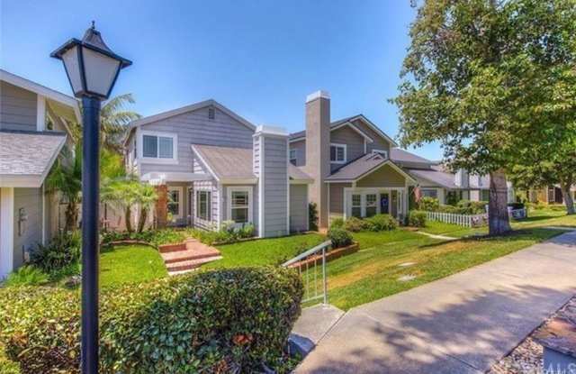 76 Racing Wind - 76 Racing Wing, Irvine, CA 92614