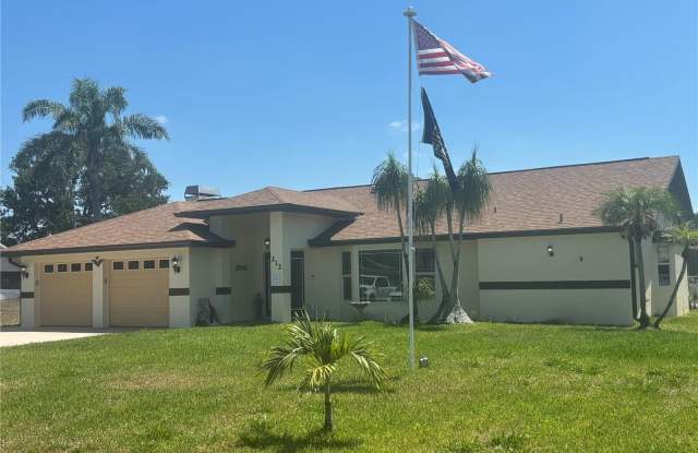 212 JEFFERSON AVENUE photos photos