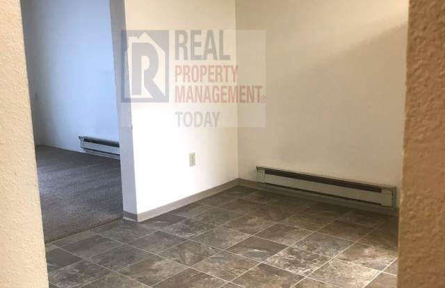 4307 South  Cedar Gallery 4