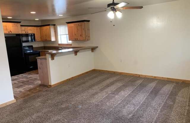 1037 Enterprise - 1 - 1037 Enterprise Drive, Helena, MT 59601