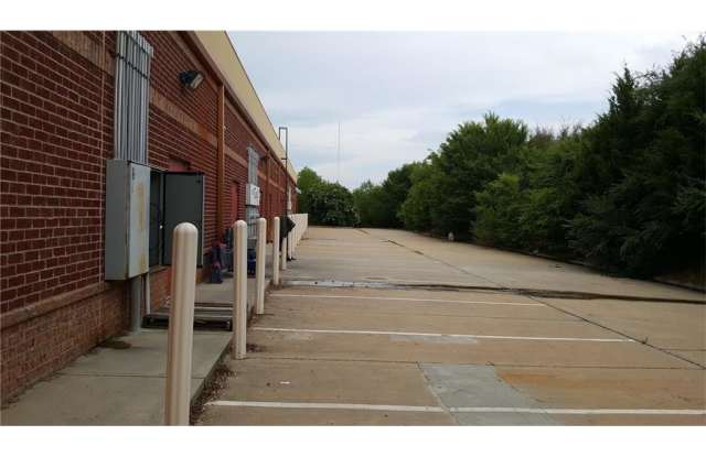 298 Racetrack Road Gallery 3