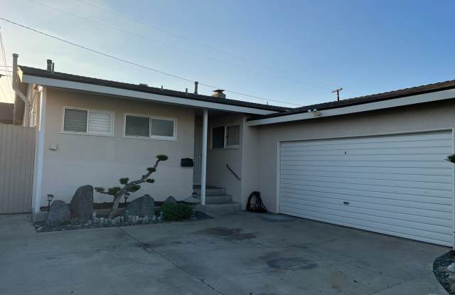 17111 S Raymond Place Gallery 2