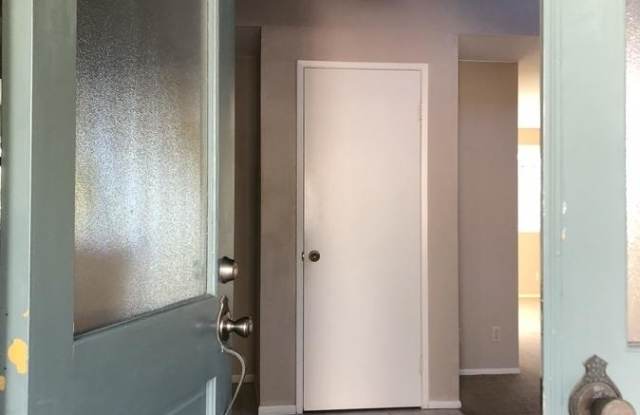 6146 Syracuse Lane Gallery 3
