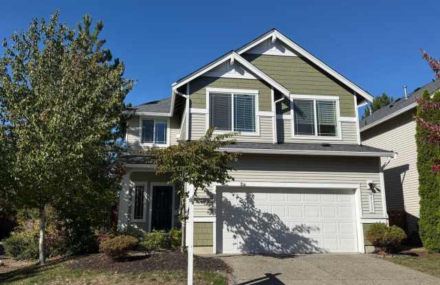 Large three bedroom two bath home in Whispering Meadows Gallery 1