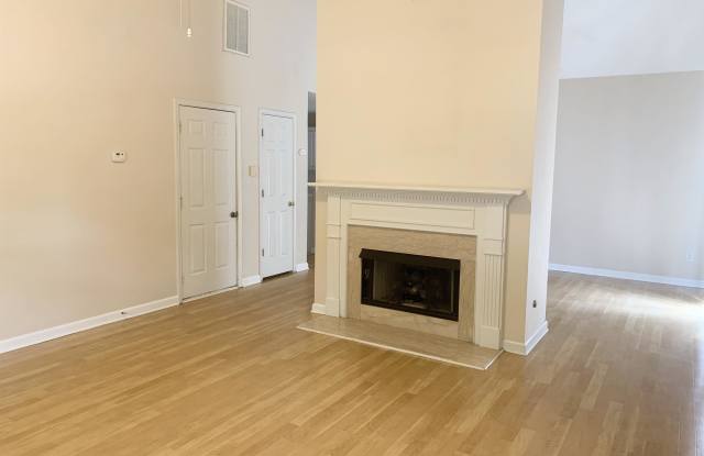178 Stoneforest Drive Gallery 3