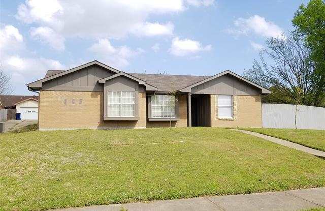 2126 Highwood Drive - 2126 Highwood Drive, Garland, TX 75041