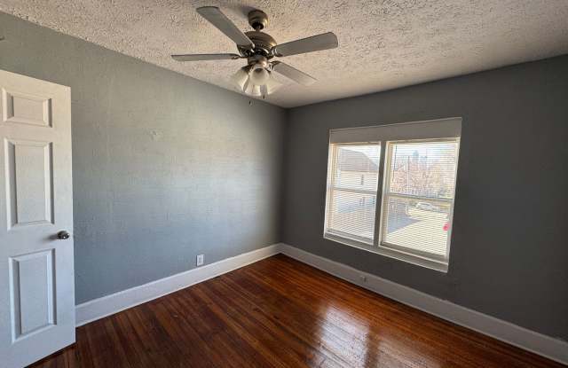Holy Cross Apartment 1 Bed 1 Bath Gallery 2