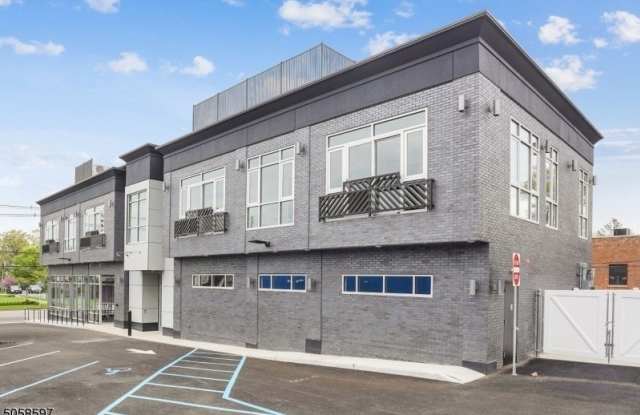 271 Millburn Ave photos photos