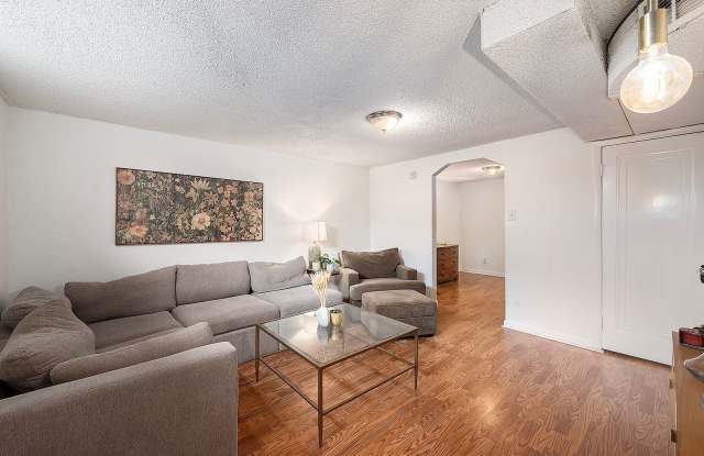 2 Bedroom, 1 Bath Garden Level Unit in Park Hill photos photos
